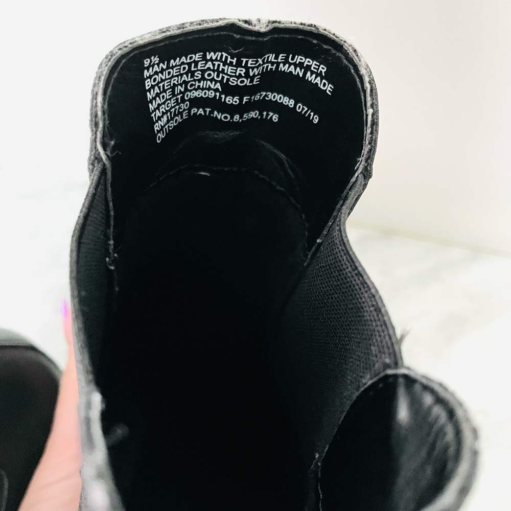 Target Universal Thread booties - Picture 3 of 3